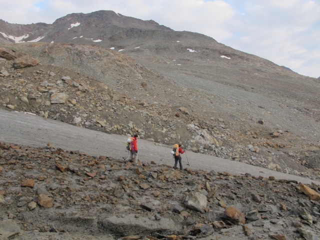 Christoph und Gudrun am Weg 16 am Niederjochferner (18. Aug.)