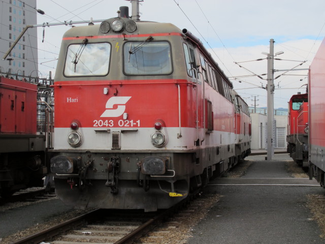 2043 021 am &Ouml;BB-Standort Linz (3. Sept.)