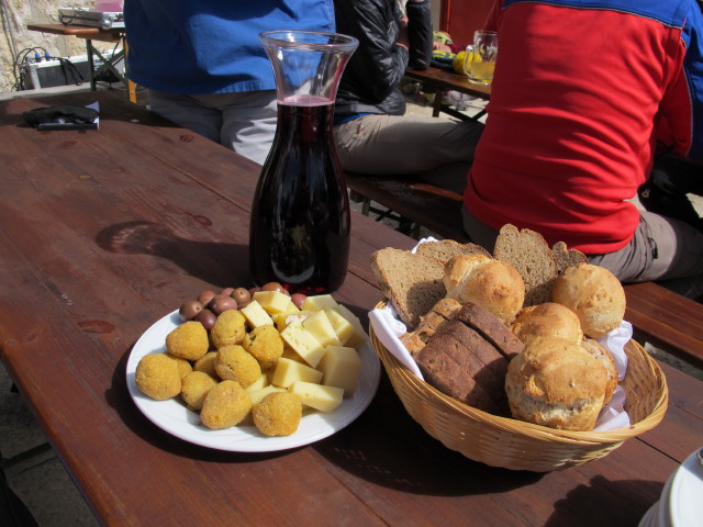 bei der Drei-Zinnen-H&uuml;tte, 2.405 m (22. Sept.)