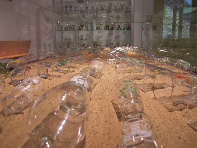 Sonderausstellung 'Weingl&auml;ser und Weintrinkgl&auml;ser' im Museum Retz