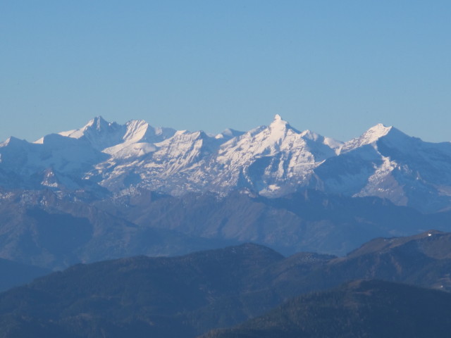 Glocknergruppe vom Tauernkogel aus (26. Okt.)