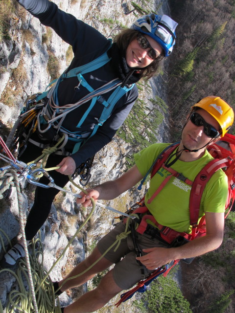 'Brunnerweg': Irene und ich am Stand nach der 3. Seill&auml;nge