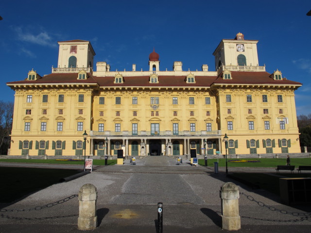 Schloss Esterh&aacute;zy