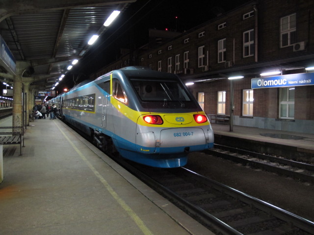 SC 515 'Pendolino' im Hauptbahnhof, 215 m