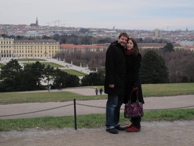 Markus und Ayesha im Schlosspark
