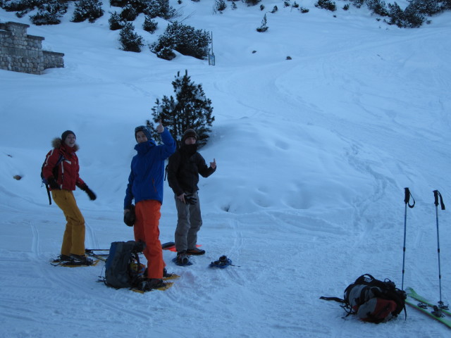 Anna, Christoph und Patrick auf der Gjaidalm, 1.738 m (31. Dez.)