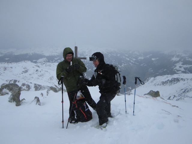 Axel und ich am Gipfel, 2.445 m