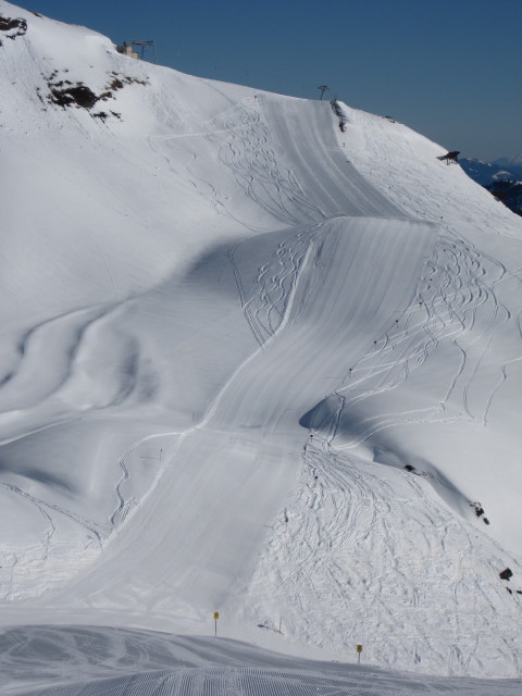 Muldenabfahrt von der Piste Gipfelbahn - Hochkar aus