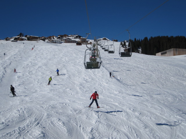 Piste 'Grubenalpe - Oberlech - Lech' von der Schlosskopfbahn aus (9. M&auml;rz)