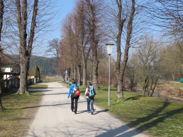 Carmen und Diana in Glei&szlig;enfeld, 362 m