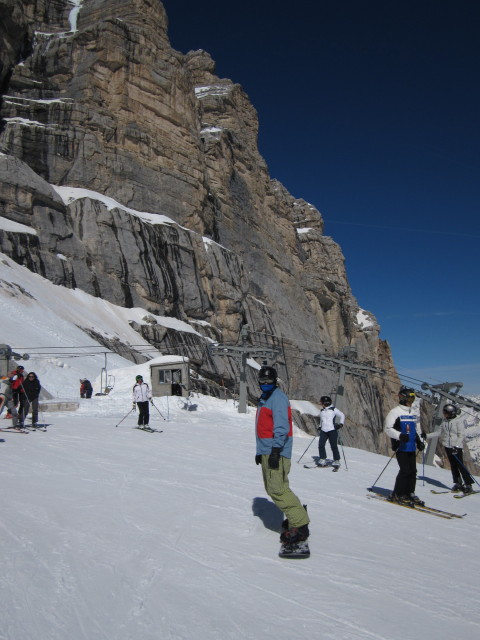 Markus bei der Bergstation des Sessellifts Bus Tofana, 2.828 m (17. M&auml;rz)