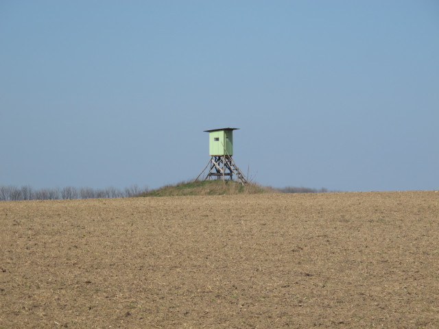 T&uuml;rkenh&uuml;gel, 210 m