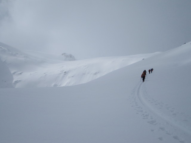 Gudrun und Christoph zwischen d'Wanna und Sulztalferner (19. Apr.)