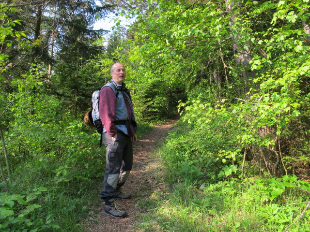 Erich zwischen Loderhof und Hohe-Wand-Stra&szlig;e
