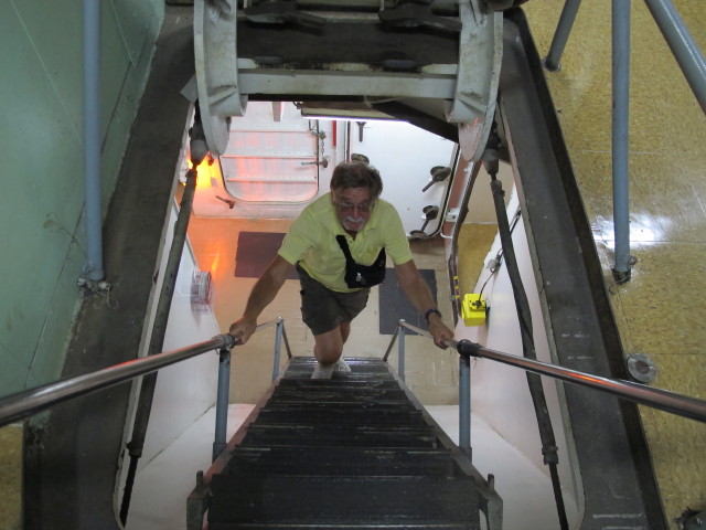 Papa auf der USS Missouri (22. Mai)