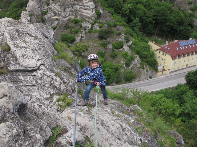 Katja-Lin im schönen Quergang