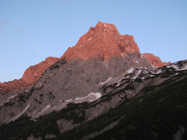 Spitzmauer vom Prielschutzhaus aus (7. Juni)