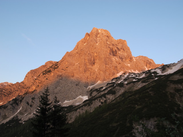 Spitzmauer vom Prielschutzhaus aus (7. Juni)