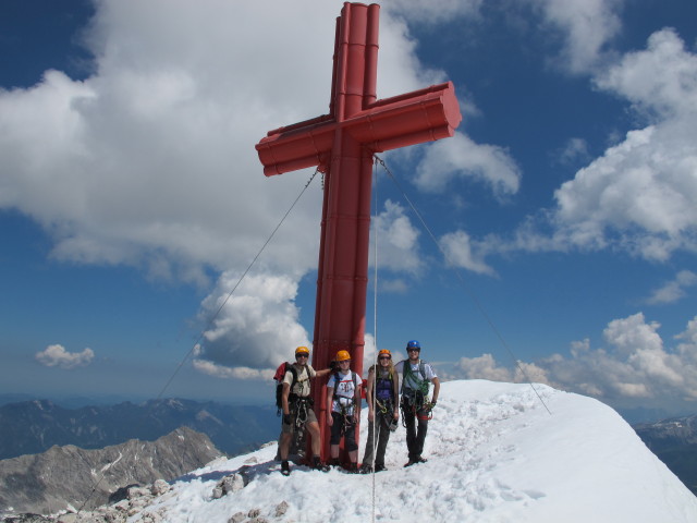 Ich, Hannelore, Sabrina und Christian am Großen Priel, 2.515 m (7. Juni)