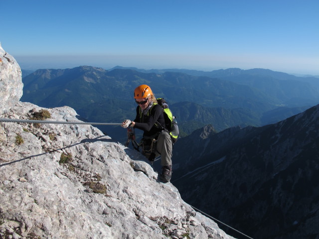 Tassilo-Klettersteig: Sabrina zwischen Einstieg und Almtaler Köpfl (8. Juni)