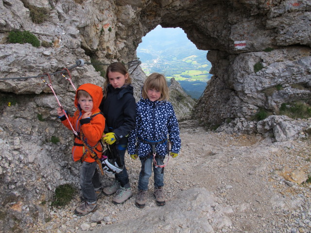 Tim, Anja-Liv und Katja-Lin am T&ouml;rlweg