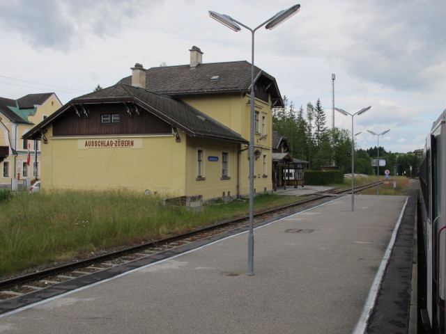 Bahnhof Ausschlag-Z&ouml;bern, 631 m