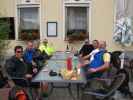 Erwin, Erich, Rudolf, Günther, Norbert, ich und Josef beim Gasthof Seybold in Markt Allhau, 342 m (21. Juni)