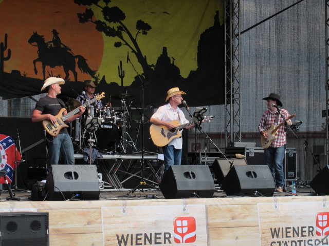 Don Attila Band auf der Country & Western-B&uuml;hne (27. Juni)