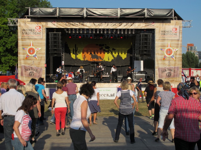 Western Cowboys auf der Country & Western-B&uuml;hne (27. Juni)