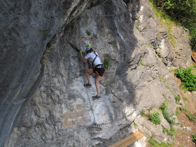 Kirchblick-Klettersteig: Sonja bei der Rastbank (7. Juli)