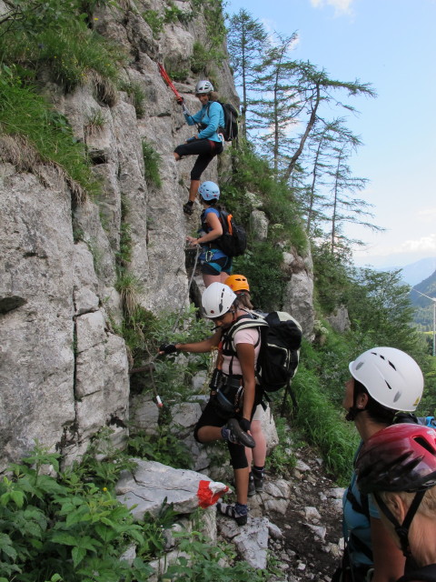 Irmgard, Helga, Jasmin, Hannelore, Dominika und Edith beim Einstieg