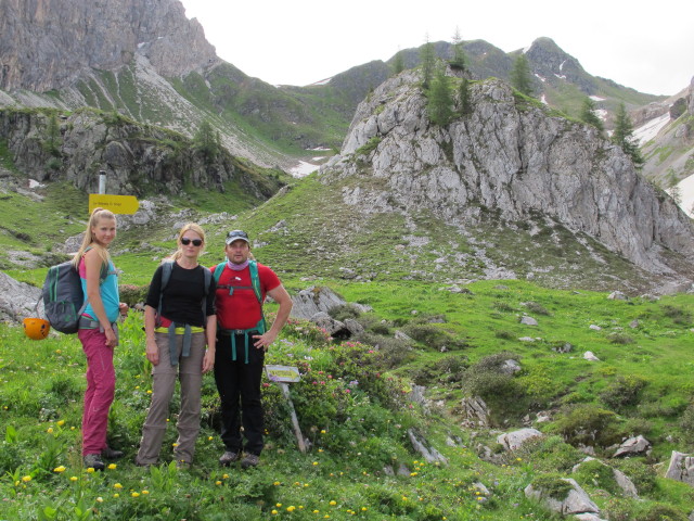 Miriam, Evelyn und Erwin in der Tscharre
