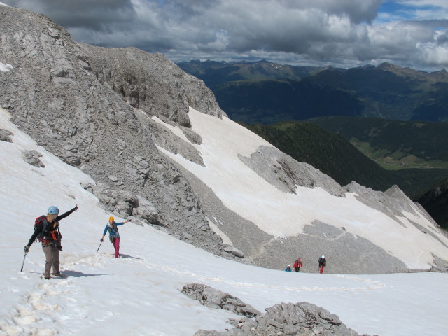 Evelyn, Miriam, Wolfgang, Erwin und Dominika zwischen Gro&szlig;e Kinigat-Klettersteig und Gro&szlig;e Kinigat