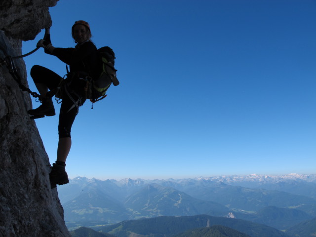 Johann-Klettersteig: Sabrina zwischen Gro&szlig;er Rampe und Pfannl/Maischberger (19. Juli)
