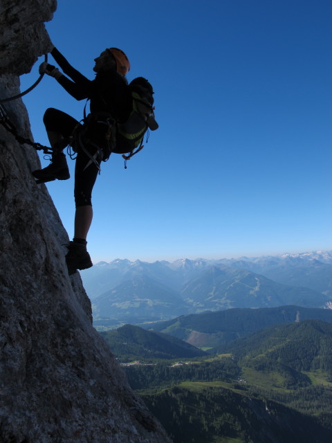 Johann-Klettersteig: Sabrina zwischen Gro&szlig;er Rampe und Pfannl/Maischberger (19. Juli)