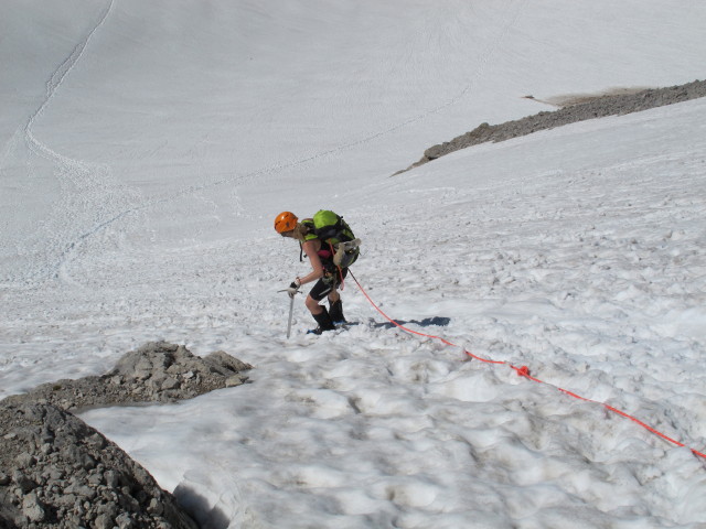 Sabrina am Gro&szlig;en Gosaugletscher (19. Juli)