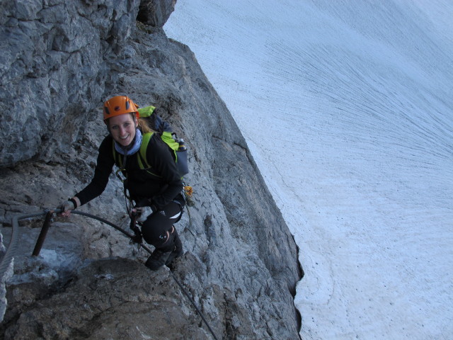 Amon-Klettersteig: Sabrina zwischen Einstieg und Simonyscharte (20. Juli)