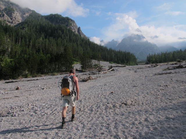 Erich im Wimbachtal zwischen Wimbachschloss und Wimbachgriesh&uuml;tte (1. Aug.)