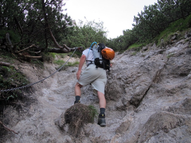 Erich auf Weg 441 zwischen Wimbachgriesh&uuml;tte und Sch&ouml;nfeldspitze (2. Aug.)