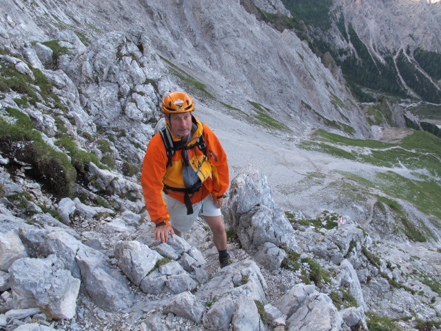 Erich auf Weg 441 zwischen Wimbachgriesh&uuml;tte und Sch&ouml;nfeldspitze (2. Aug.)
