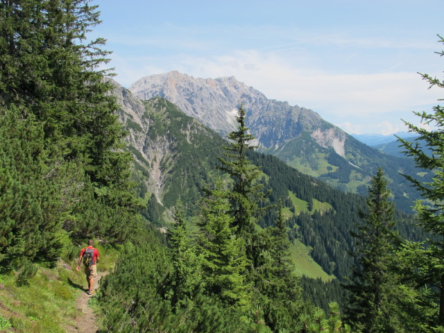 Axel auf Weg 427 zwischen Braggstein und Lechneralm