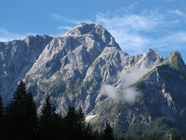 Mangart vom Lago di Fusine inferiore aus (16. Aug.)