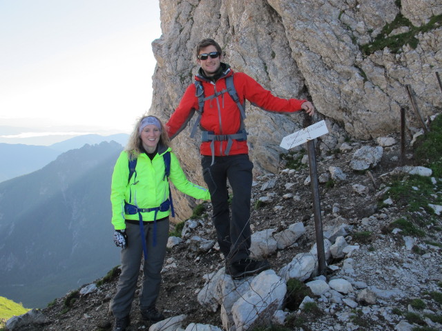 Sabrina und Christian in der Forcella Mangart, 2.166 m (17. Aug.)