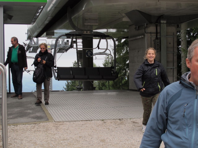 Renate und Christina in der Bergstation der Sonnenbahn, 1.176 m
