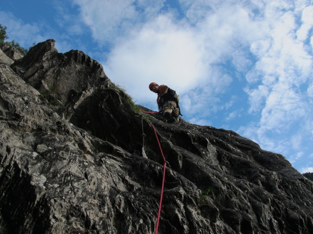 Axel in der zweiten Seill&auml;nge der Klettertour 'Wasserfall'