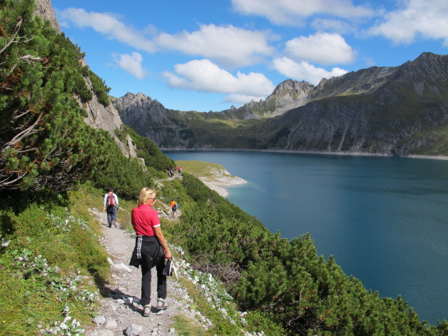 Corinna und Andreas auf Weg 02 zwischen Totalphütte und Lünersee