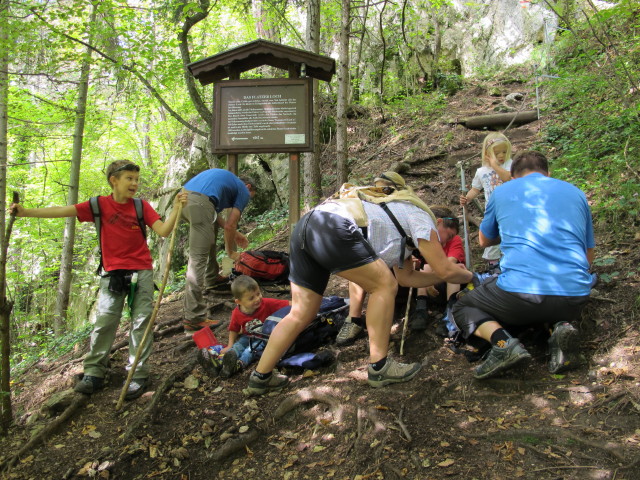 Miguel, Andreas, Alexander, Claudia, Naya und Axel zwischen Waldbauer und Ternitzer Steig