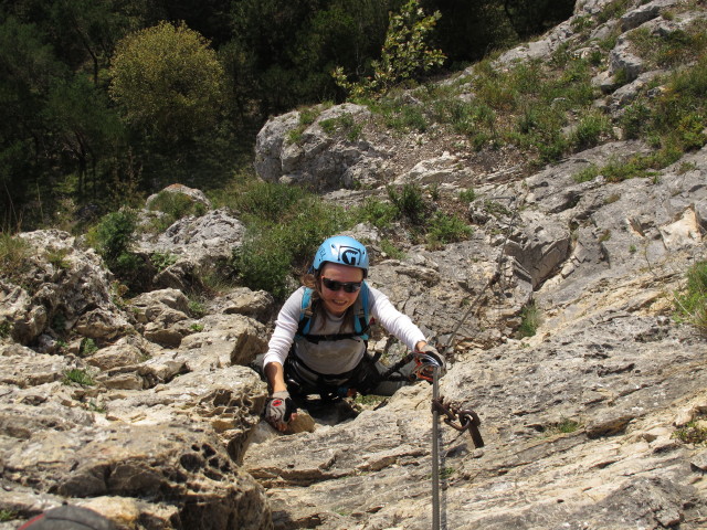 Pittentaler Klettersteig: Diana in der Schl&uuml;sselstelle