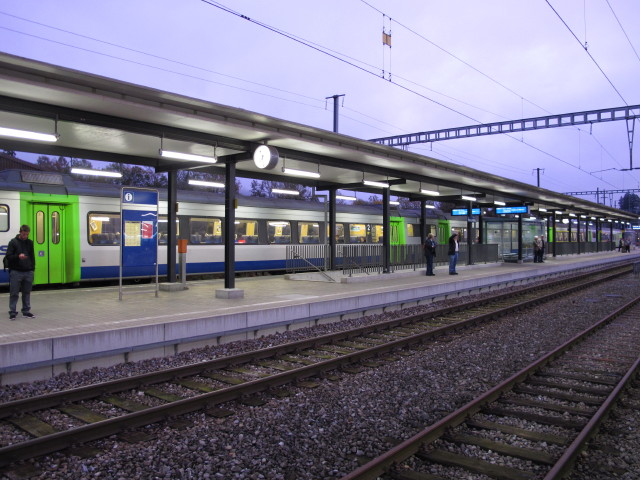 RE 3312 'Kambly-Zug' im Bahnhof Sch&uuml;pfheim