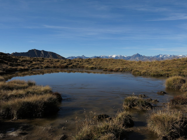 zwischen Stöcklalm und Naviser Kreuzjöchl (18. Okt.)